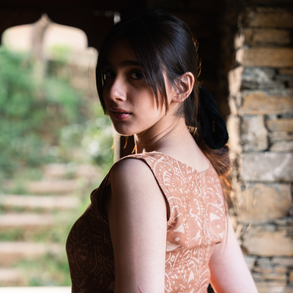 Cutch Camouflaged Eye Top